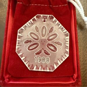 Brand New WATERFORD Crystal Vintage 5 Golden Rings Ornament 1988